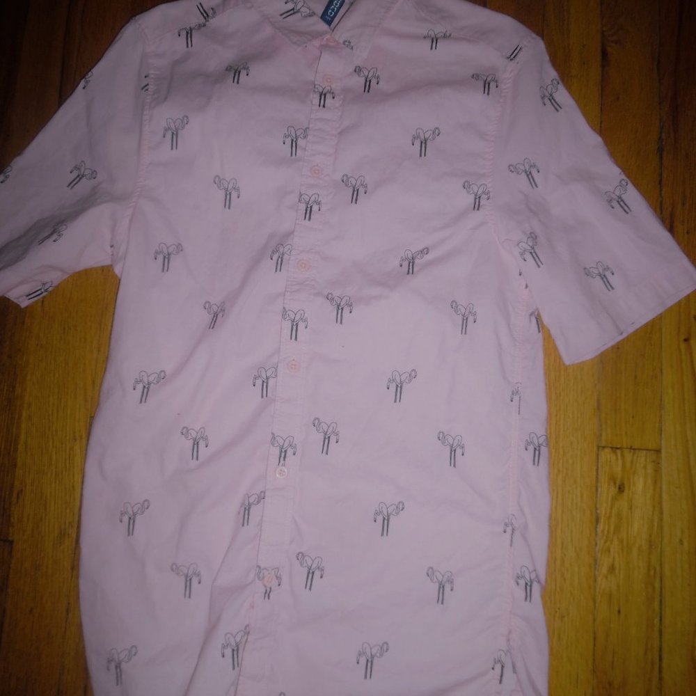 Divided slim pink flamingo button down shirt sz Small